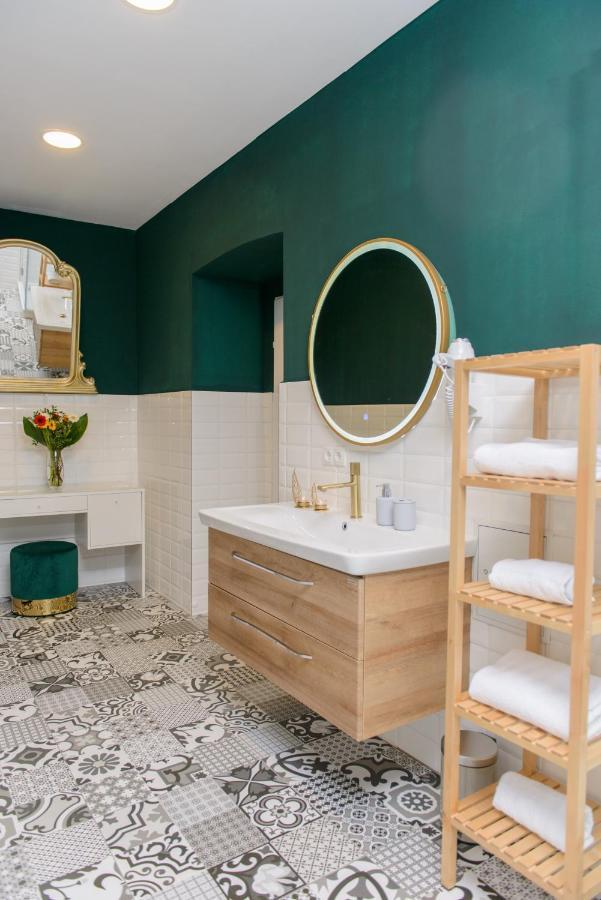 La Vienna Suites - Apartments Hauptbahnhof Buitenkant foto